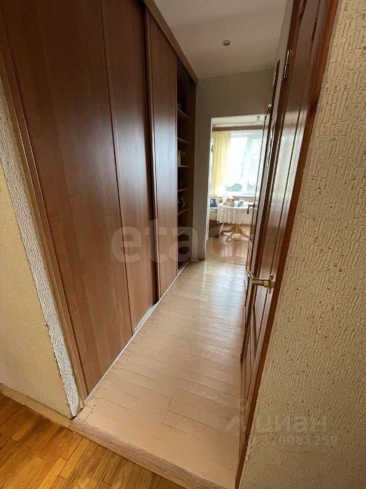 Продажа 2-комн квартиры на вторичном рынке пос. Парголово, Старожиловская улица, 2