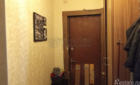 Продажа 2-комн квартиры на вторичном рынке ул Раменки,  д. 9,  к. 2