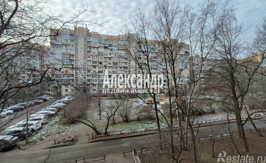 Продажа 1-комн квартиры на вторичном рынке Кораблестроителей ул,  д. 19,  к. 2