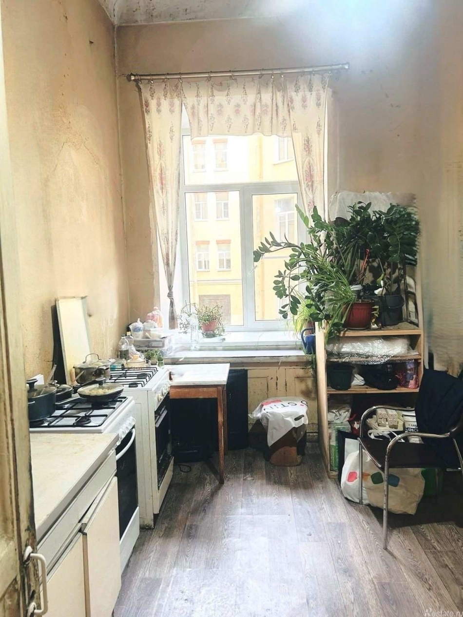 Продажа комнаты Басков пер,  д. 13