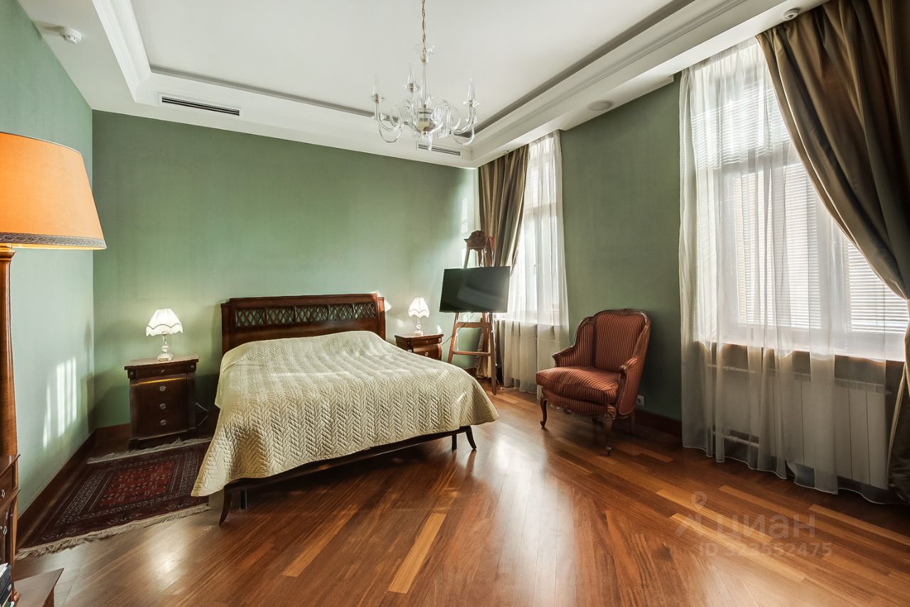 Продажа 3-комн квартиры на вторичном рынке Кутузовский проспект, 26К1