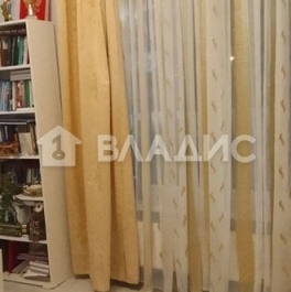 Продажа 2-комн квартиры на вторичном рынке пр-кт Куприна,  д. 40,  к. 2