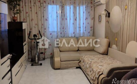 Продажа 3-комн квартиры на вторичном рынке проезд Донелайтиса,  д. 25