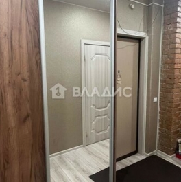 Продажа 2-комн квартиры на вторичном рынке улица Маршала Казакова,  д. 70 к1 с1