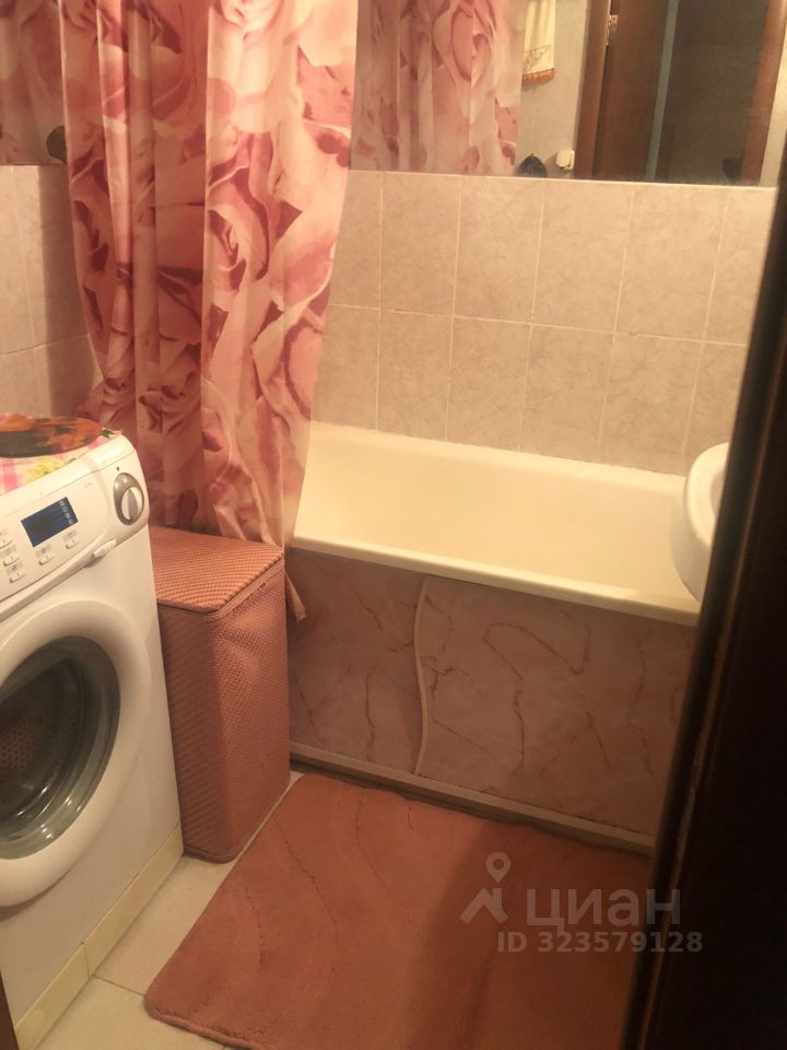 Продажа 4-комн квартиры на вторичном рынке Старобитцевская улица, 23К2