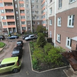 Продажа 4-комн квартиры на вторичном рынке Кузнецова пр-кт,  д. 22,  к. 1
