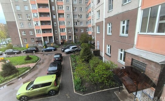 Продажа 4-комн квартиры на вторичном рынке Кузнецова пр-кт,  д. 22,  к. 1