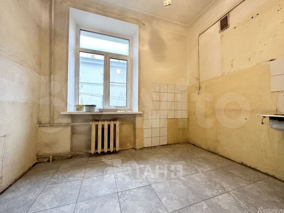 Продажа 3-комн квартиры на вторичном рынке ул Ломовская,  д. 4