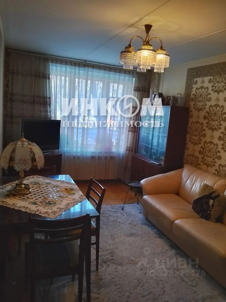 Продажа 3-комн квартиры на вторичном рынке Байкальская улица, 40/17