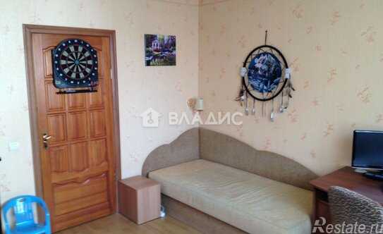 Продажа 3-комн квартиры на вторичном рынке ул Верхние Поля,  д. 18