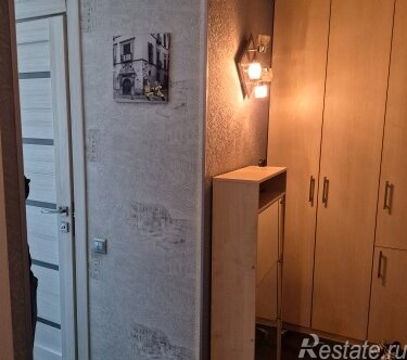 Продажа 2-комн квартиры на вторичном рынке улица Сталеваров,  д. 12 к2