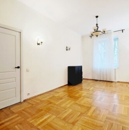 Продажа 2-комн квартиры на вторичном рынке Новопесчаная улица,  д. 16 к2