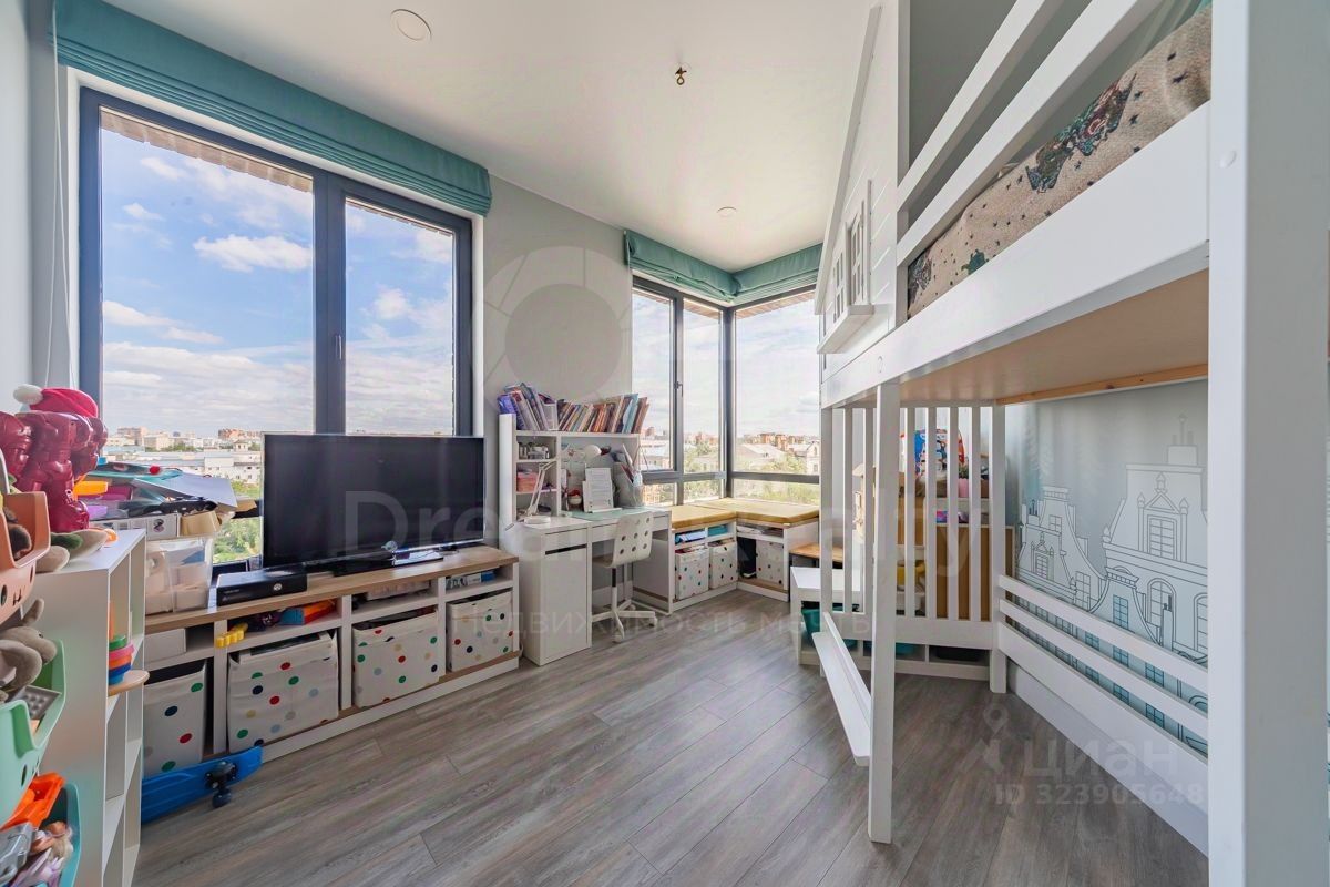 Продажа 2-комн квартиры на вторичном рынке проезд Жуков, 21Б