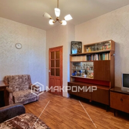 Продажа 2-комн квартиры на вторичном рынке Заводской пр-кт,  д. 38