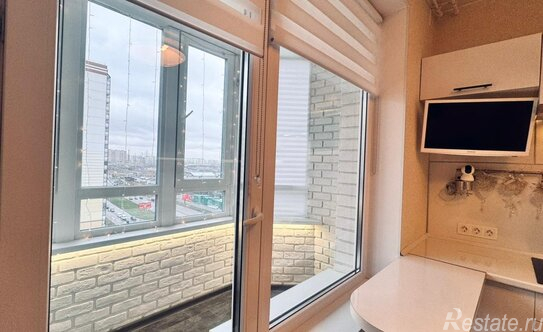 Продажа 1-комн квартиры на вторичном рынке Мурино, ул Шувалова,  д. 1