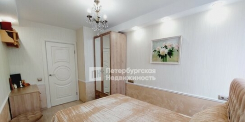 2-комн квартира Большевиков пр-кт,  д. 19