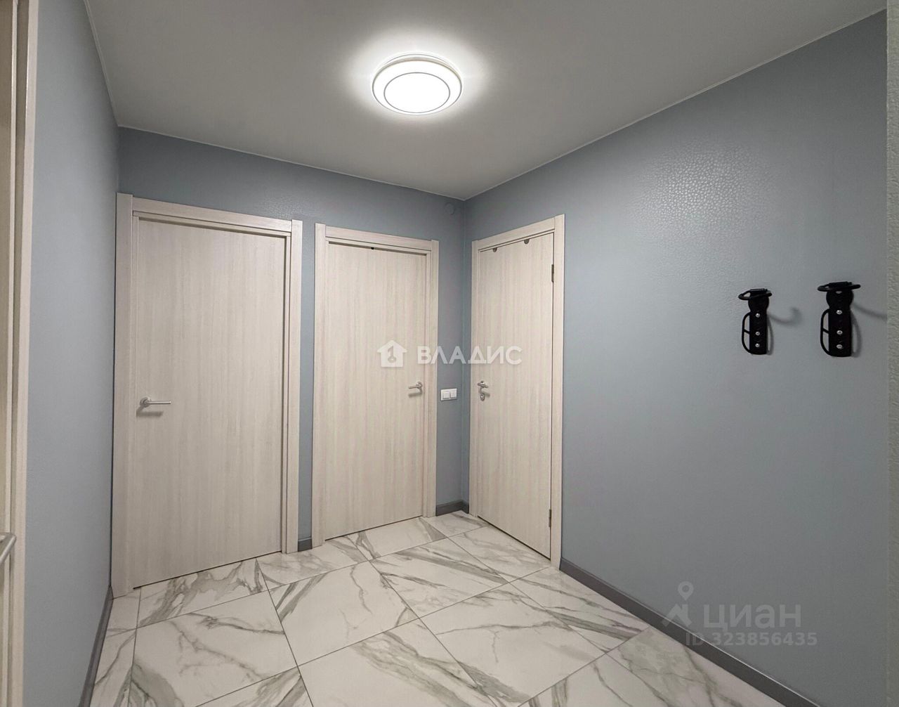 Продажа 3-комн квартиры на вторичном рынке Боровское шоссе, 2к2