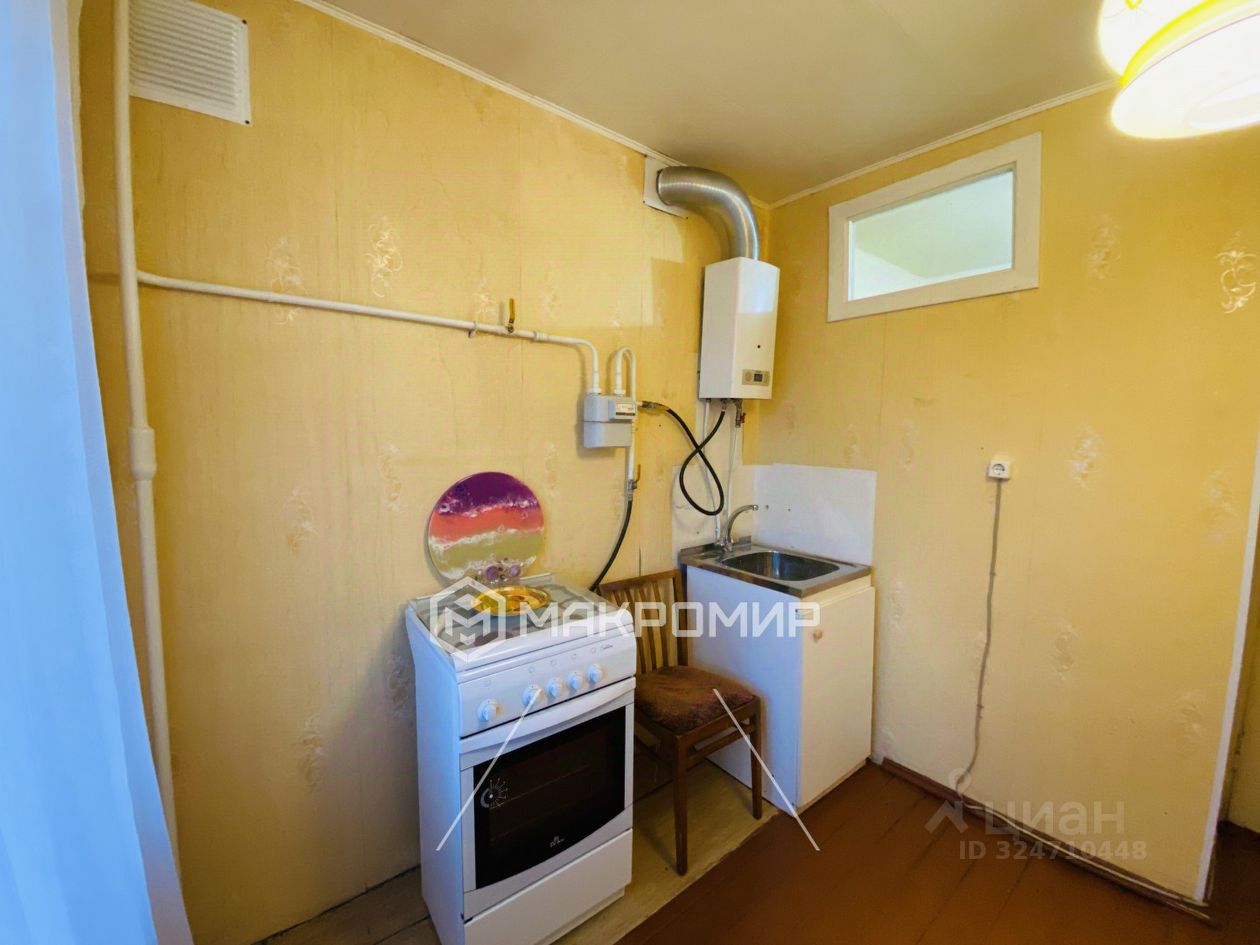 Продажа 1-комн квартиры на вторичном рынке Всеволожск, улица Комсомола, 2