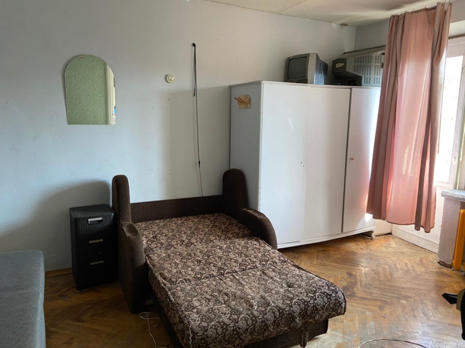 Продажа 1-комн квартиры на вторичном рынке 2-я Синичкина улица, 1/2