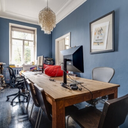 Продажа 4-комн квартиры на вторичном рынке Петровский бульвар,  д. 17/1