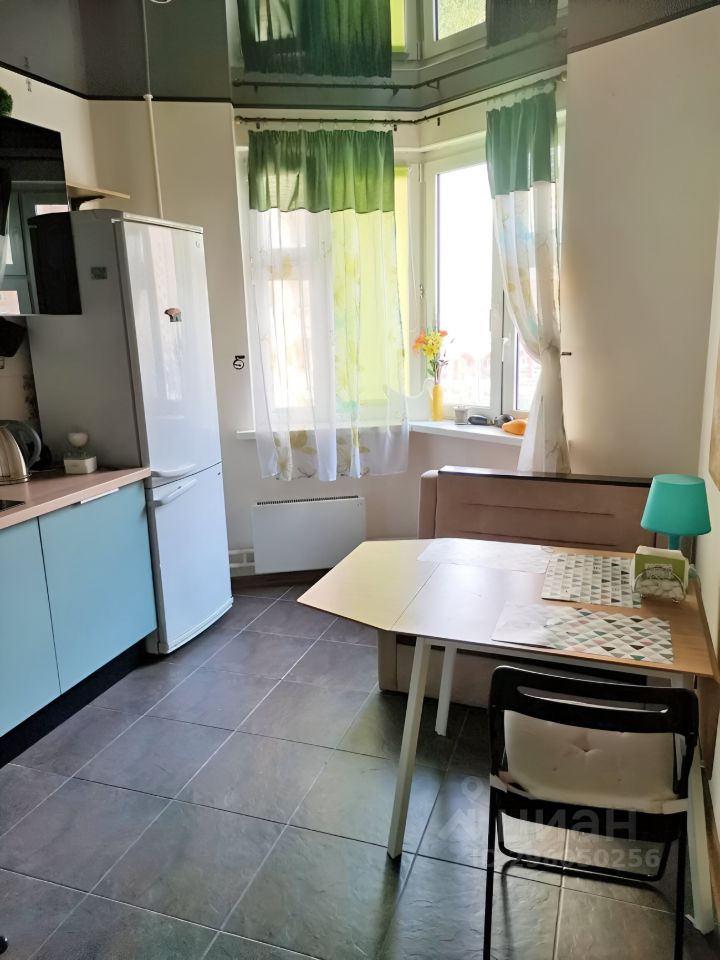 Продажа 2-комн квартиры на вторичном рынке Красногорск, бульвар Ильинский, 2