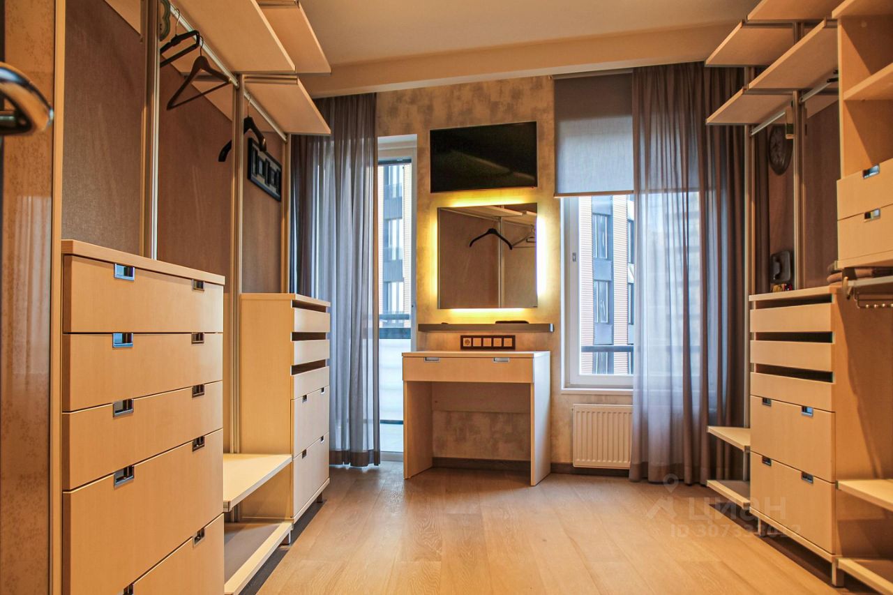 Продажа 5-комн квартиры на вторичном рынке Новочеркасский проспект, 33к2