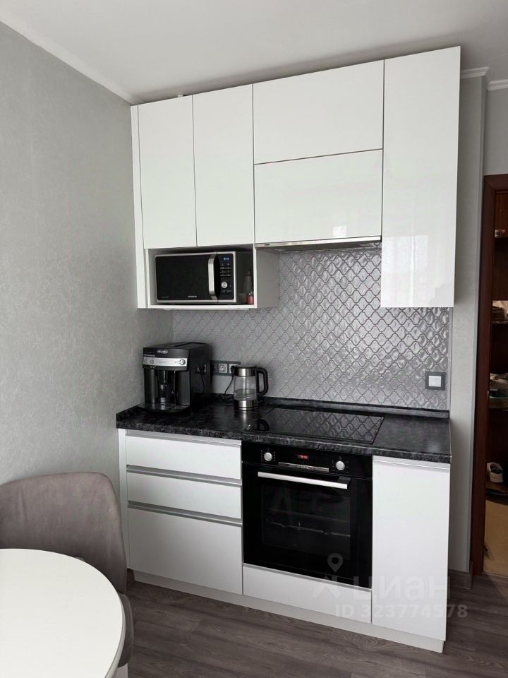 Продажа 3-комн квартиры на вторичном рынке Видное, проспект Ленинского Комсомола, 23к1