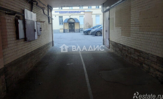 Продажа 1-комн квартиры на вторичном рынке 12-я линия,  д. 13