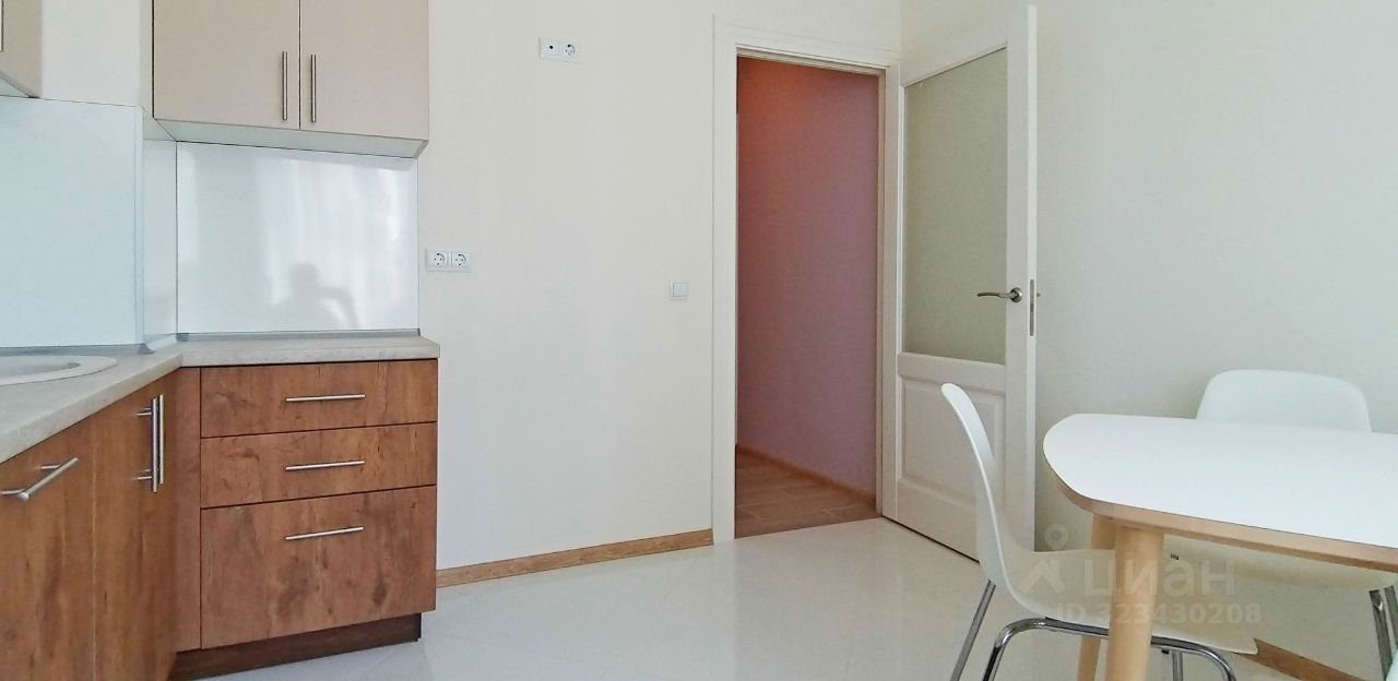 Аренда 2-комн квартиры на вторичном рынке проспект Медиков, 10к1