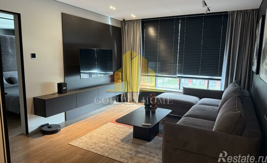 Продажа 3-комн квартиры на вторичном рынке Белоостровская улица,  д. 10 к2