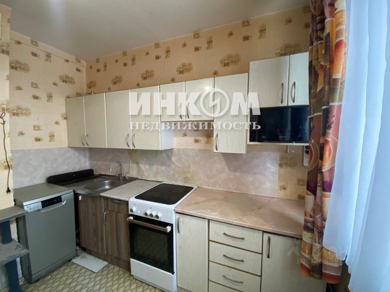 Продажа 2-комн квартиры на вторичном рынке улица Дудинка, 2К2