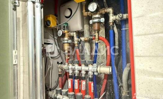 Продажа 1-комн квартиры на вторичном рынке Полоцкая улица,  д. 16