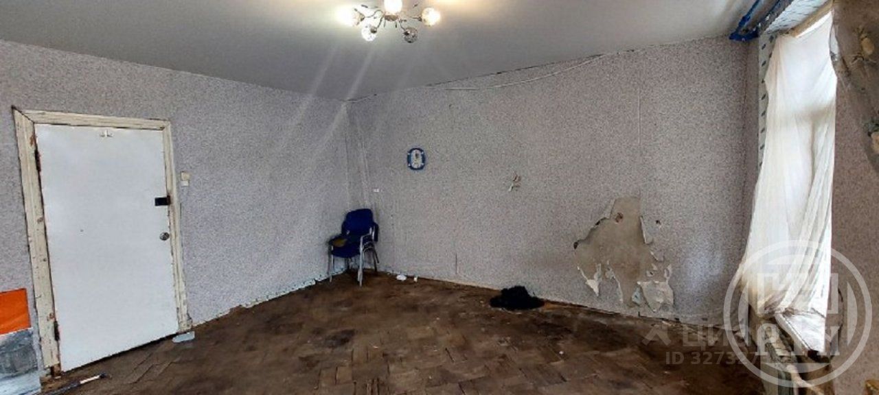 Продажа комнаты Никольская площадь, 6