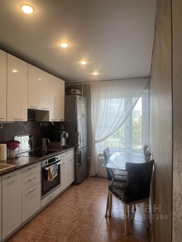 Продажа 3-комн квартиры на вторичном рынке Воронежская улица, 30