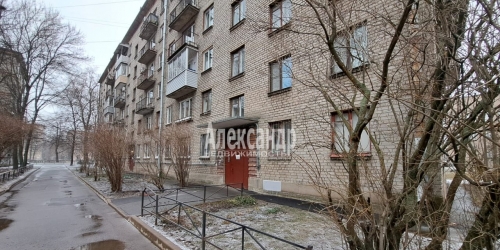 2-комн квартира Новолитовская ул. ,  д. 13