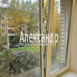 Продажа 3-комн квартиры на вторичном рынке Красное Село г, Спирина ул,  д. 14 к2