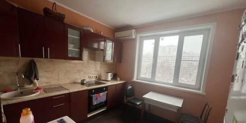 3-комн квартира Новгородская улица,  д. 30