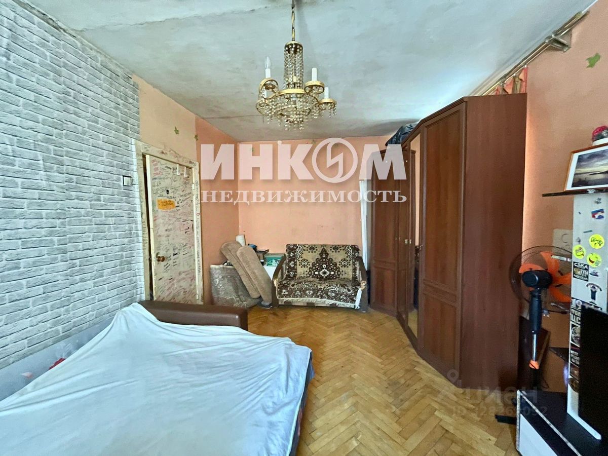 Продажа 3-комн квартиры на вторичном рынке улица Маршала Вершинина, 5