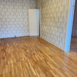 Продажа 2-комн квартиры на вторичном рынке Фрунзенская 2-я ул