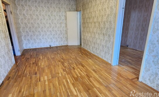 Продажа 2-комн квартиры на вторичном рынке Фрунзенская 2-я ул