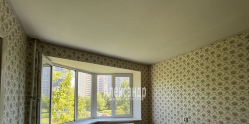 3-комн квартира Стрельна г., Гоголя ул. ,  д. 6