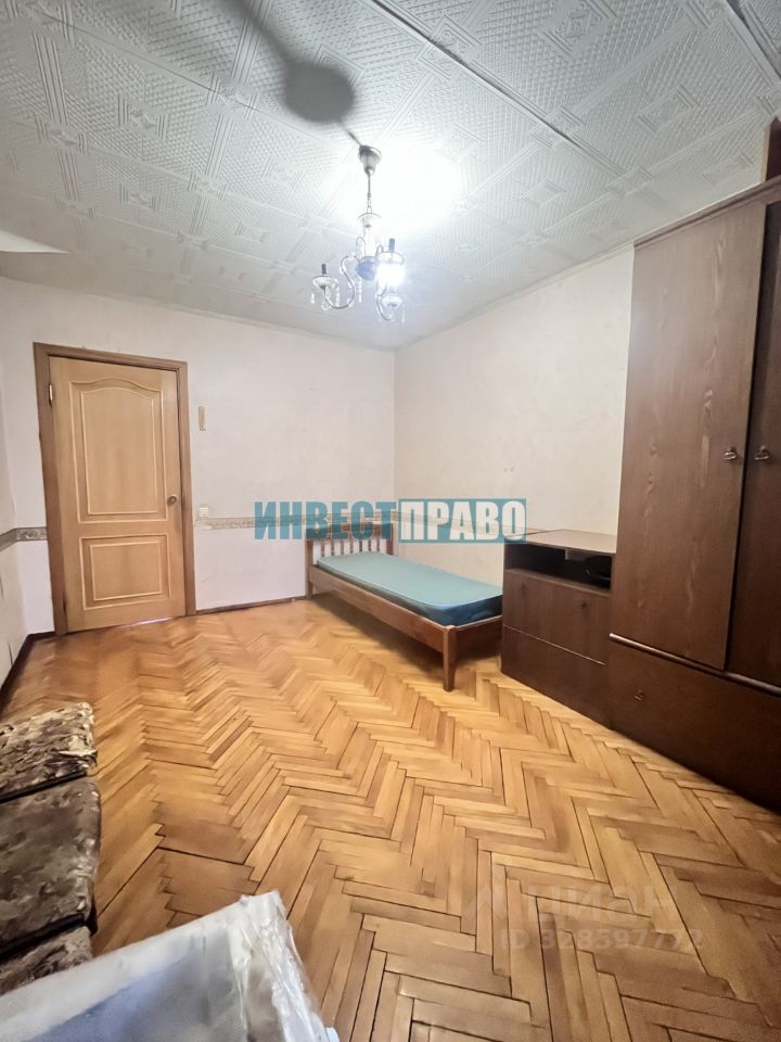 Продажа 2-комн квартиры на вторичном рынке Фирсановка мкр, Речная улица, 10