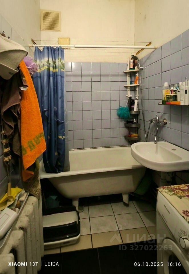 Продажа комнаты проспект Средний Васильевского острова, 52