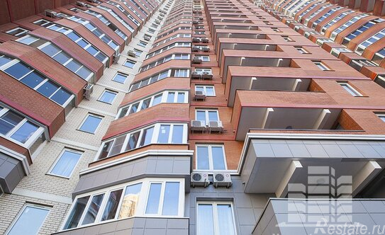 Продажа 3-комн квартиры на вторичном рынке улица Твардовского,  д. 12 к3