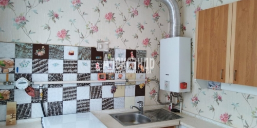 3-комн квартира Стрельна г., Гоголя ул. ,  д. 6