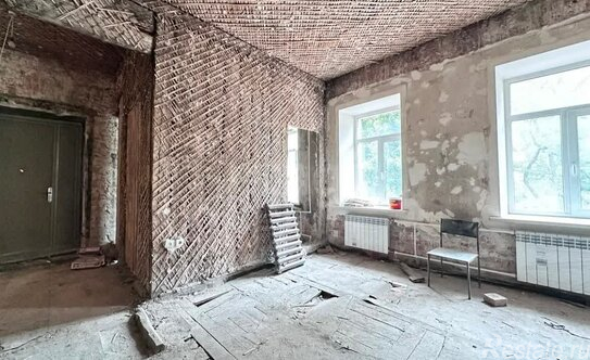 Продажа 4-комн квартиры на вторичном рынке ул Рентгена,  д. 13