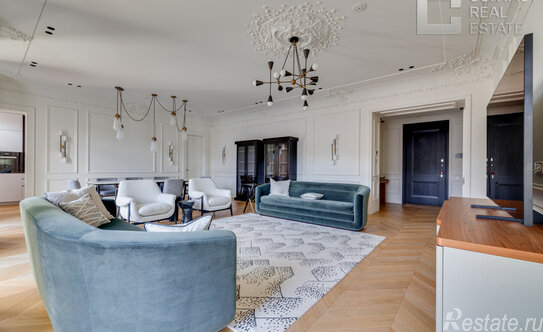 Продажа 4-комн квартиры на вторичном рынке улица Плющиха,  д. 37