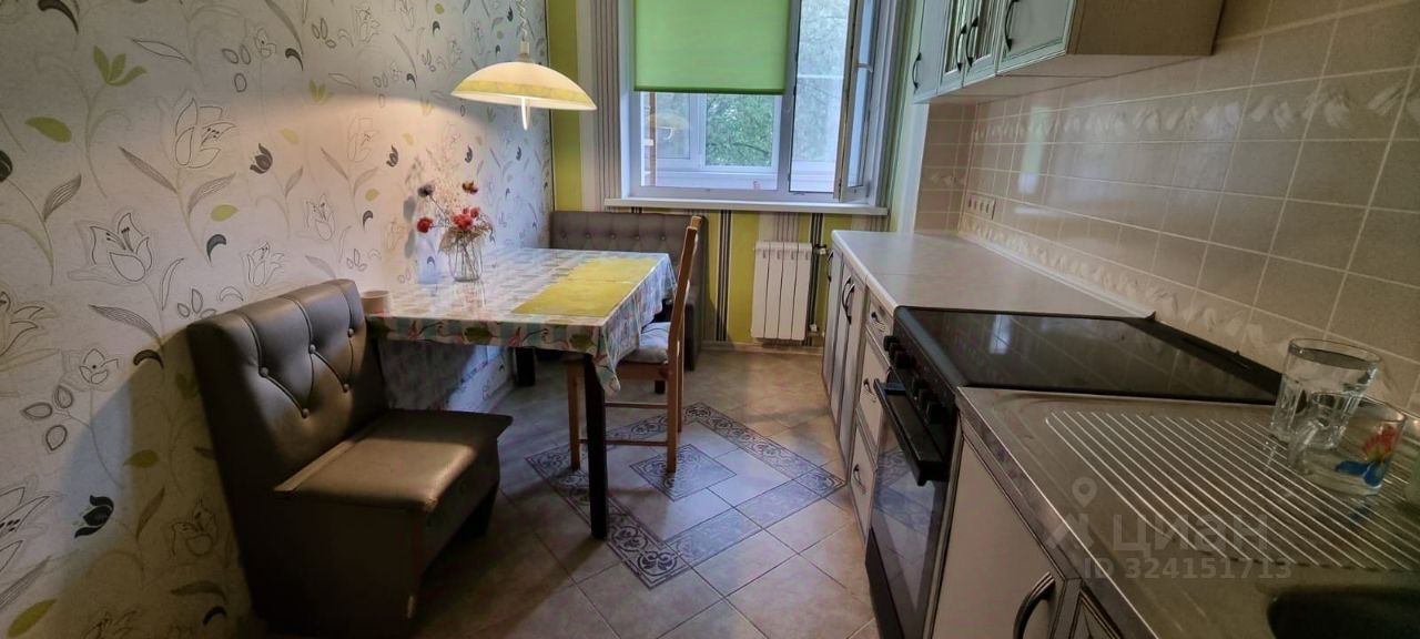 Аренда 1-комн квартиры на вторичном рынке Флотская улица, 13К4