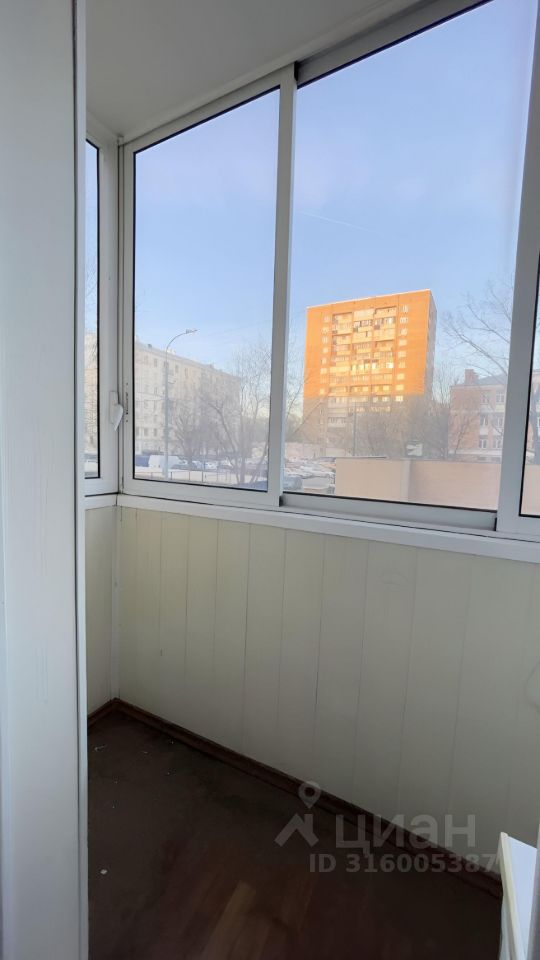 Продажа 1-комн квартиры на вторичном рынке улица Сайкина, 19