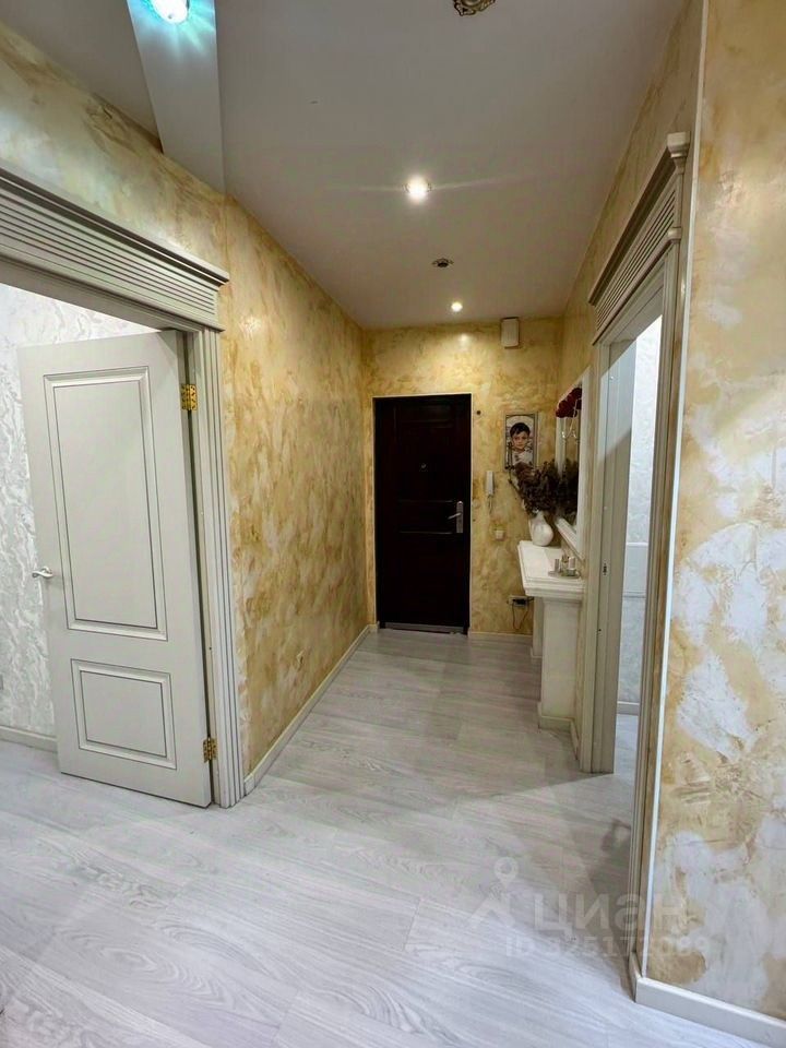 Продажа 2-комн квартиры на вторичном рынке улица Сантьяго-де-Куба, 4к3